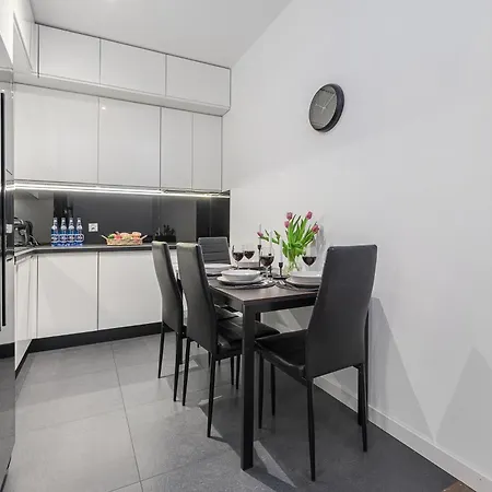 Lumina I Premium 3-room With Parking I 2 Bathrooms * Lodz