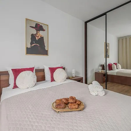 Lumina I Premium 3-room With Parking I 2 Bathrooms