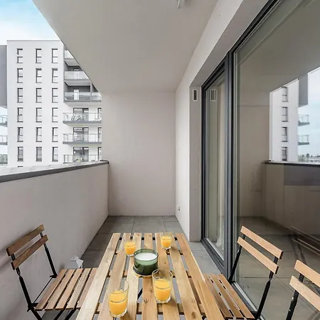Lumina I Premium 3-room With Parking I 2 Bathrooms *