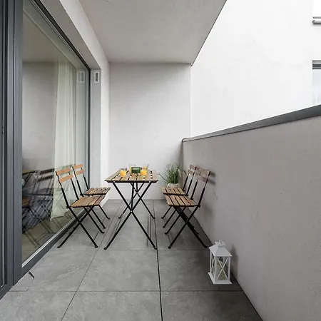 Lumina I Premium 3-room With Parking I 2 Bathrooms *