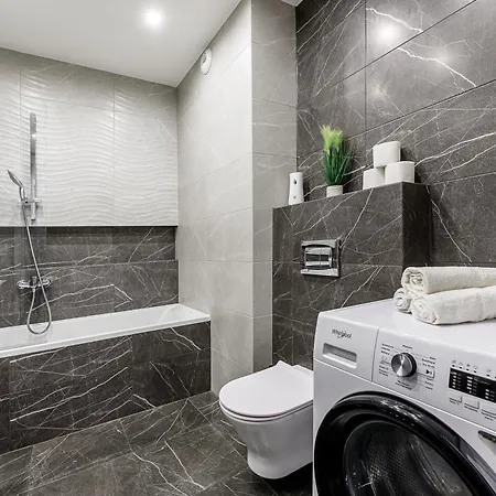Lumina I Premium 3-room With Parking I 2 Bathrooms Apartment Lodz